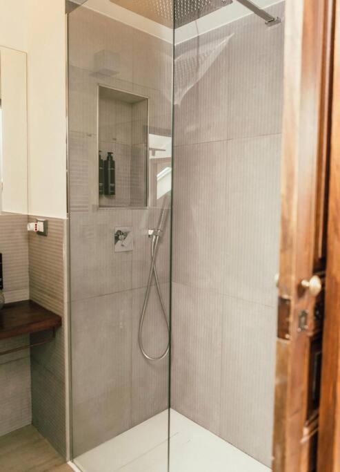 Casa Savo - Parcheggio Gratuito Nella Blu Area Apartman Genova Kültér fotó